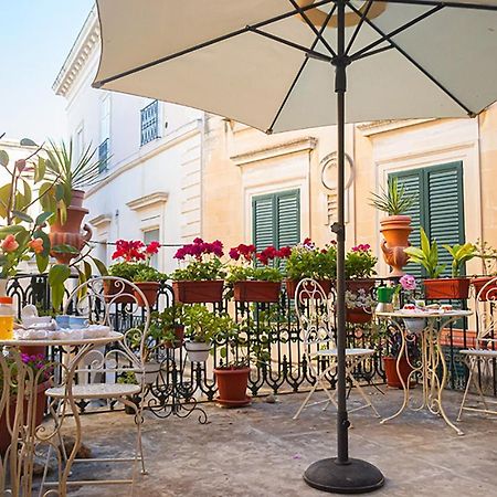 Bed and Breakfast Antica Dimora dei Nonni Lecce Esterno foto